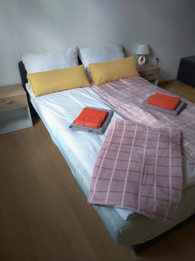 Staromiejski Hostel *